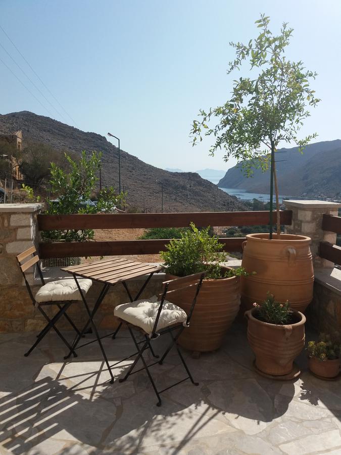 Symi Nautilus Luxury Suites Екстериор снимка