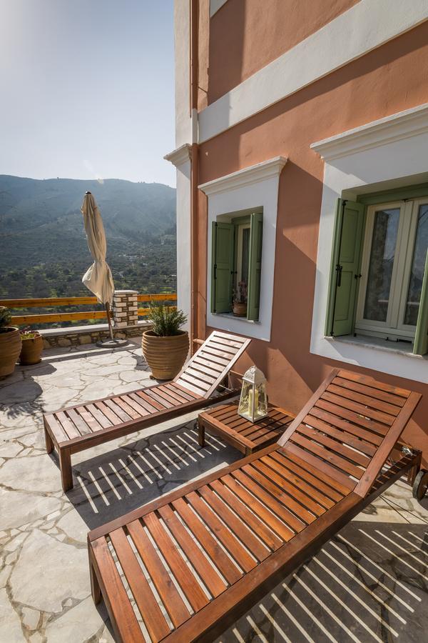 Symi Nautilus Luxury Suites Екстериор снимка