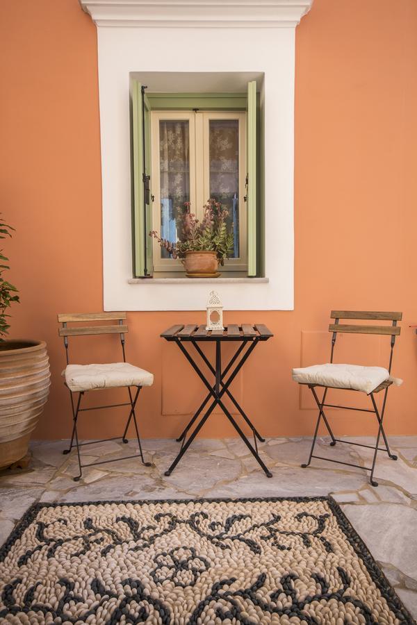 Symi Nautilus Luxury Suites Екстериор снимка
